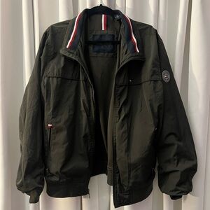 TOMMY HILIFIGER Men’s bomber jacket || army green